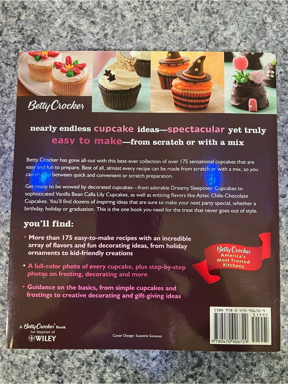 Betty Crocker “The Big Book of Cupcakes” Recipe Book